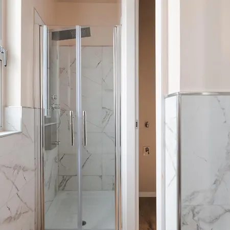 Apartment Corso Italia Con Balcone Nel Cuore Di *