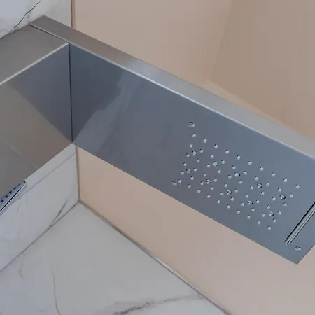 Corso Italia Con Balcone Nel Cuore Di Apartment
